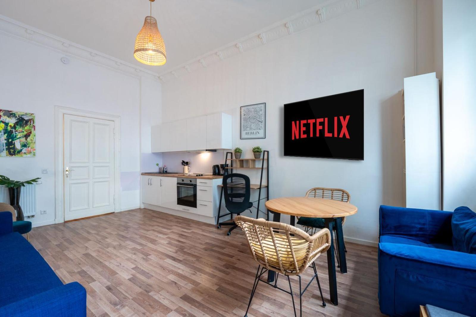 Modern, Central Flat With Workspace Берлін Екстер'єр фото